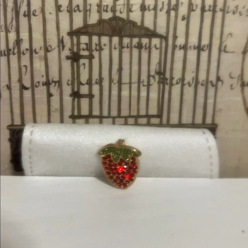 Strawberry Crystal Pin - Picture 2 of 5